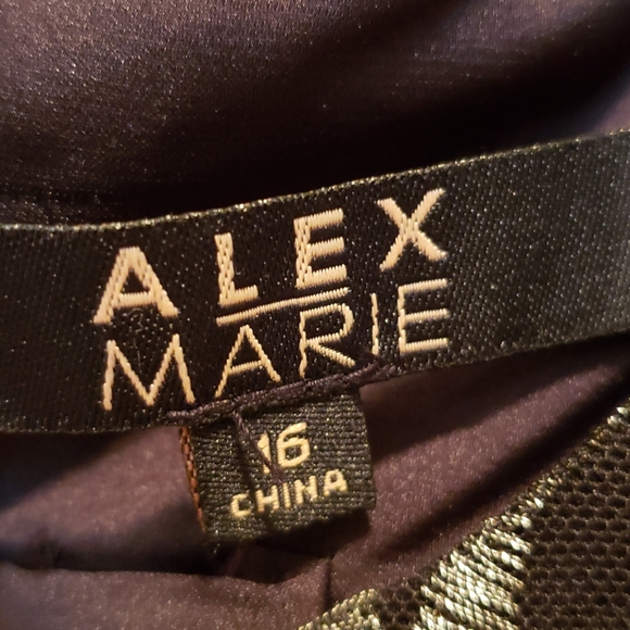 Black and shimmering silver cocktail dress size 16 - Picture 3 of 13